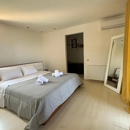Cicada 4 Bedroom * Palaiokastro (Crete)